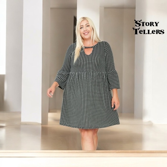 Story Tellers, Plus Size Midi Dress With 3/4 Bell Sleeves, 1X, Black & White - Picture 1 of 8